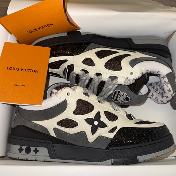 LV Skate Grey White Sneakers US M 10 & M 8.5 | 100% Authentic Traded in-store✅ - Picture 1 of 14